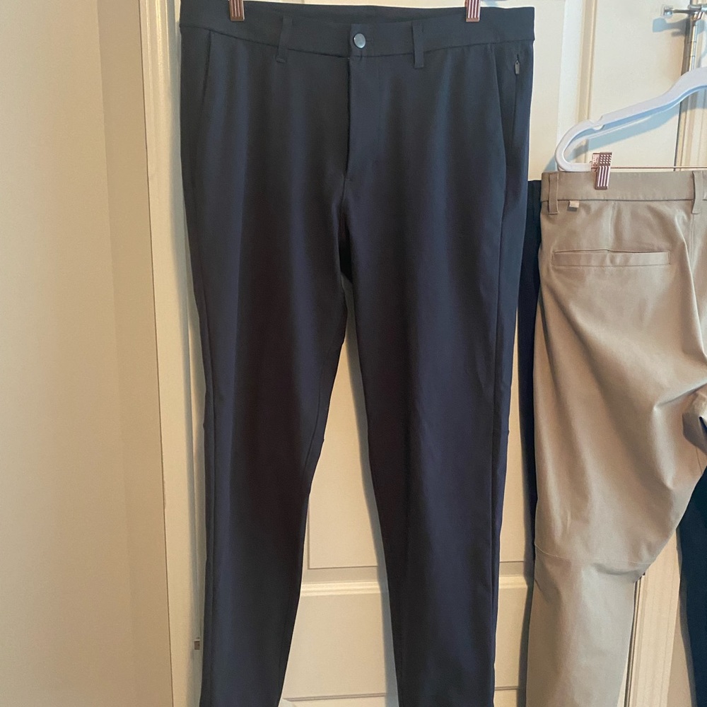 Lululemon Comission Pant Slim 33” Waist 32” inseam